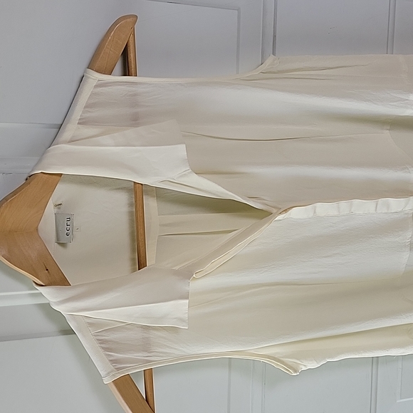Ecru Silk Beige Sleeveless Tunic Blouse Size L - Picture 2 of 6